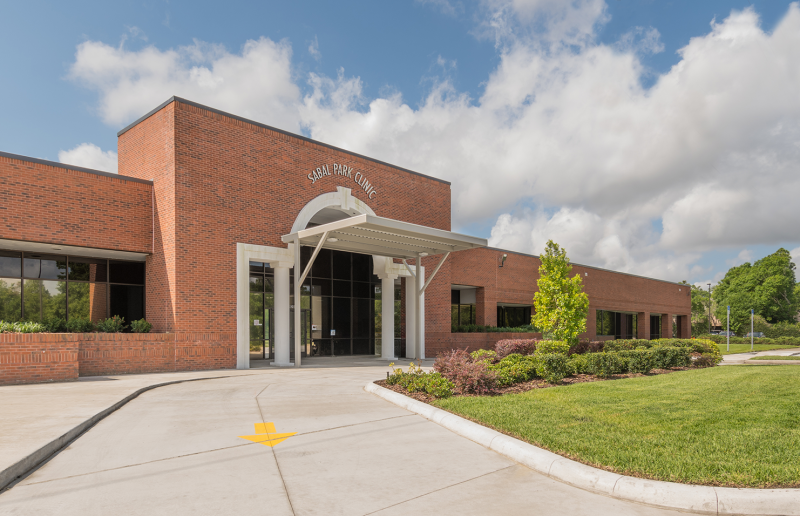 Sabal Park Clinic front entry